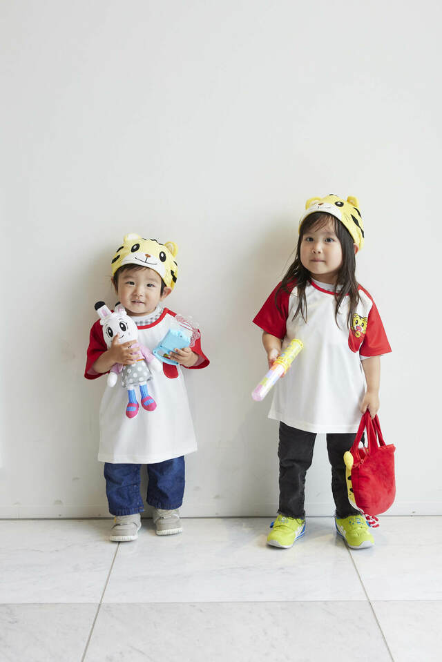 「しまじろうと おそろいTシャツ（ラグラン）」の仲良しコーデがきまっていますね