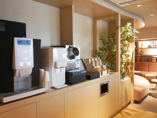 ドリンクの種類も豊富なリフレッシュスペース