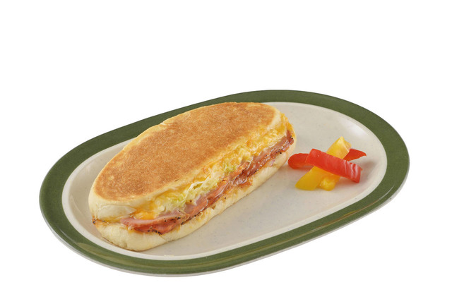 ニューヨーク・デリ ターキーパストラミのパニーニ