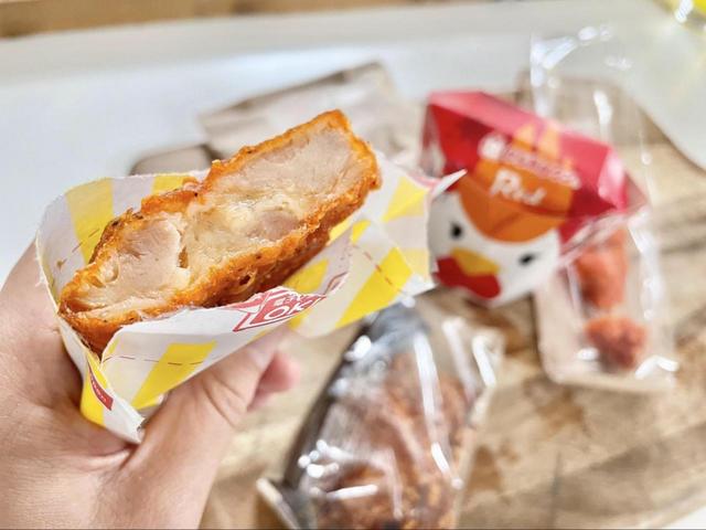 【ファミリーマート スパイシーチキン】食欲全開！汗が吹き出す旨さの辛口チキン