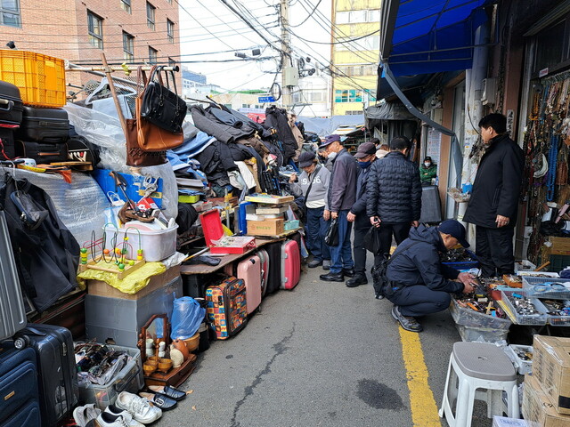 【気になる韓国、ソウルの今vol.30】フリーマーケットで扱う商品は、衣類、書籍、家電など種々雑多
