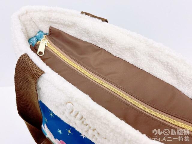 ペアのぬいぐるみを入れてもファスナーが閉まります