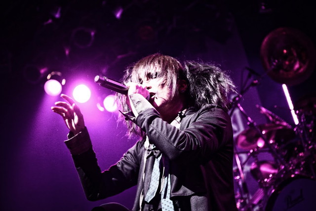 DEZERT　　撮影：小林裕和