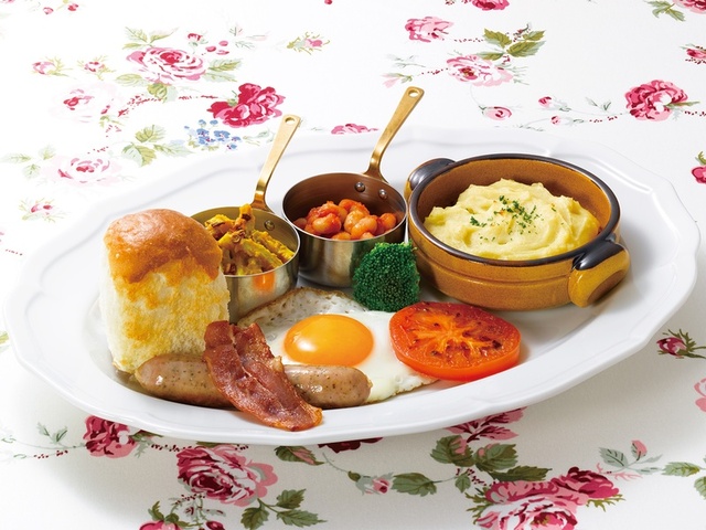 「【平日ランチタイム限定】英国風ブランチプレート　1,680円（税込1,848円）」【ロイヤルホスト　フュージョンセレクション第2弾「美味しい英国」】