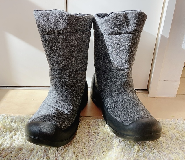 【ワークマン ウィンターライトブーツ】インソールがボア素材のため、地面からの冷えを一切感じないのが凄い！