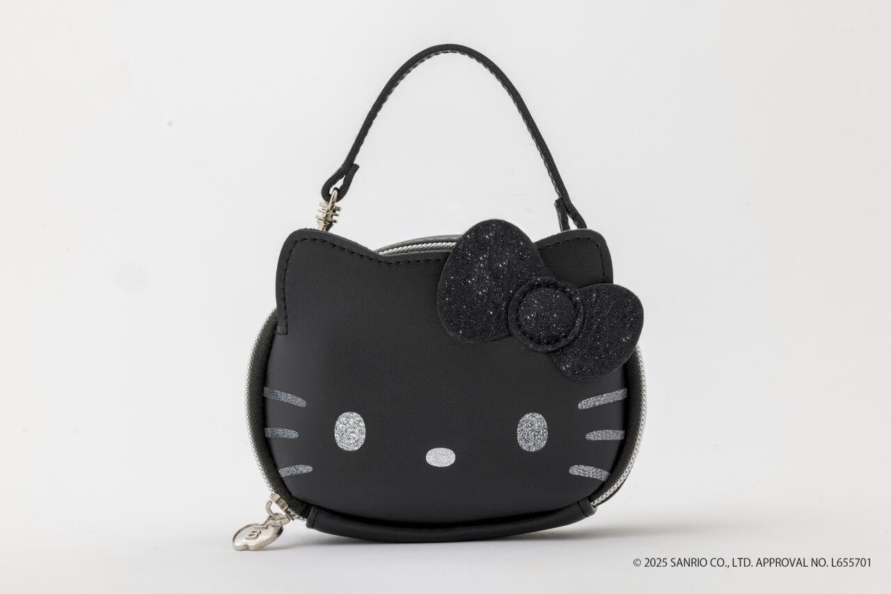 コスメオタク編集者が本気で作った！ハローキティ大人気ポーチの