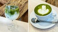 (左)抹茶ラテ ICE/HOT 650円、(左)抹茶カプチーノ 700円