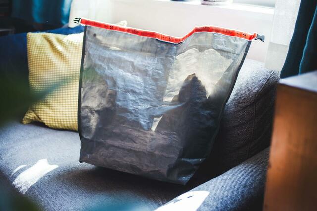 使用イメージ【hinata「アウトドアトラッシュバッグ」】