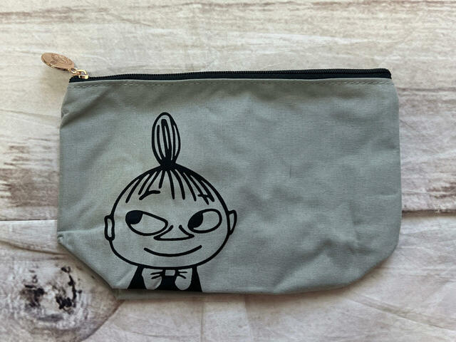 【cookpad plus2024年秋号付録/リトルミイミディアムメイクポーチ】サイズは（約）縦11cm×横19cm×マチ6.5cmです