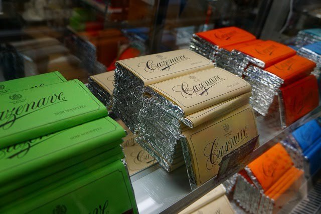 サロン・デュ・ショコラ2015：タブレット 各2,160円