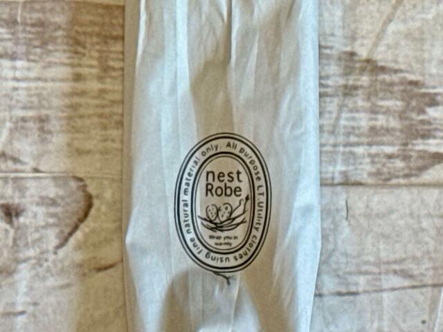 ケースにもネストローブのロゴがプリントされています