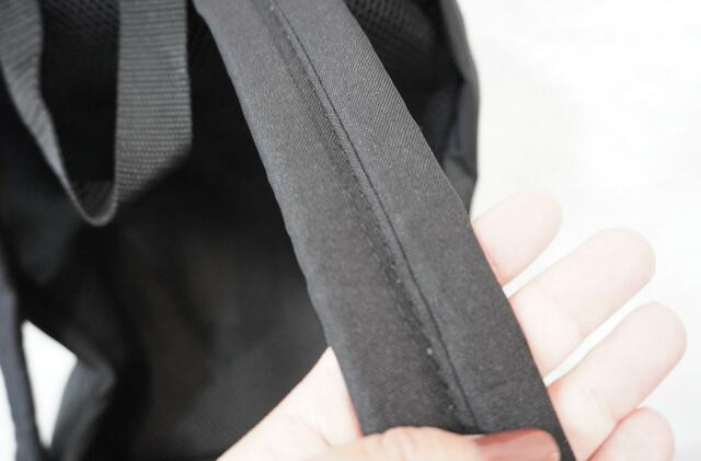 しっかりした肩紐