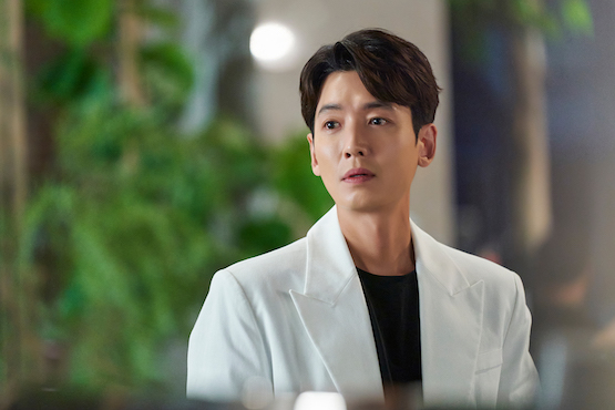 Netflixシリーズ『イルタ・スキャンダル 〜恋は特訓コースで〜』独占配信中