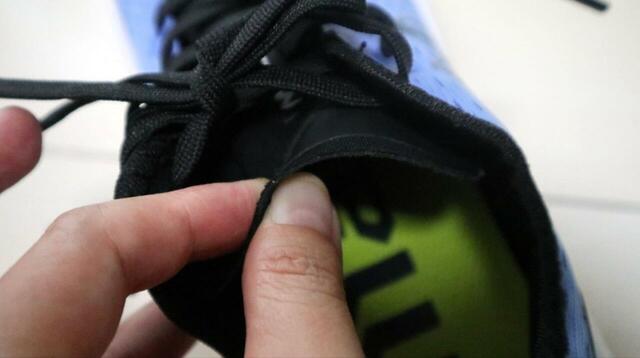 【ワークマン マンダムフライギア ドライランチャー】ベロ部分は非常に薄く、ウェットスーツのような素材感ですが足の甲にやさしく沿い、頼りなさはありません◎