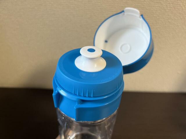 【BRITAボトル型浄水器】構造もシンプルなので洗いやすいです