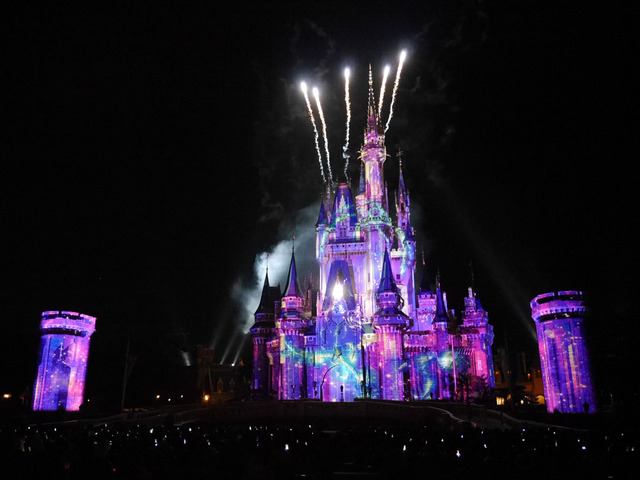 「ワンス・アポン・ア・タイム~スペシャルウィンターエディション~」©Disney