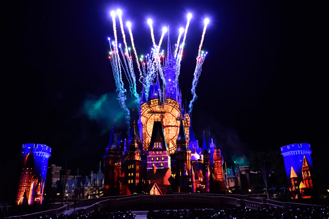 50:「ワンス・アポン・ア・タイム」ディズニー映画の名シーンとともにクライマックスへ ©Disney