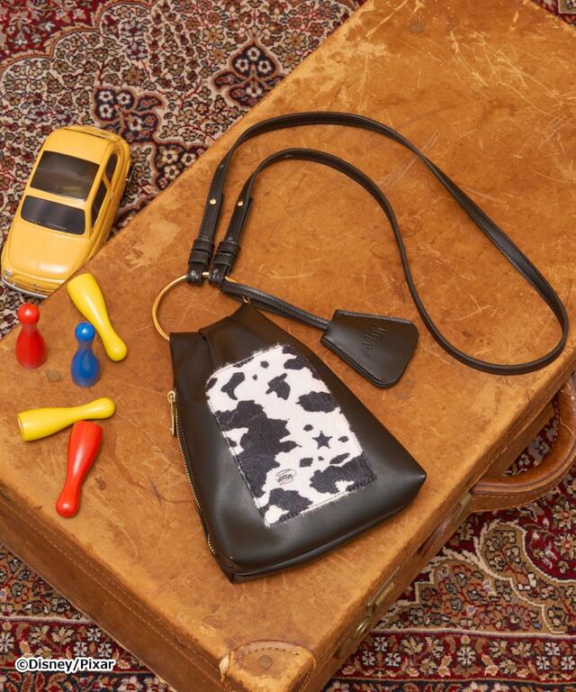 「AMERICAN HOLIC（アメリカンホリック）」【TOY STORY】合皮ショルダーバッグ(¥3,990)