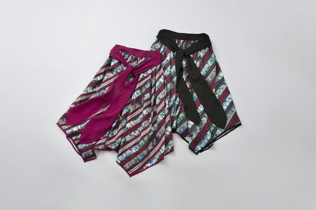 シネマフィルム柄スカート 各7,452円(税込)｜a. axes femme／5F「Disney MICKEY MOUSE 90th ANNIVERSARY COLLECTION | Laforet HARAJUKU」