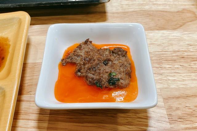 濃厚玉子にハンバーグを付けても美味