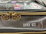 【ANNA SUI COLLECTION BOOK 2つに分かれるバニティポーチ】クロネコチャームとクロネコのイラスト♡