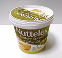 【No.7】【Nuttelex Buttery spread with olive oil（オリーブオイル風味ファットスプレッド）1kg 498円】日常的に摂り過ぎると心臓病のリスクが高まると言われているトランス脂肪酸が