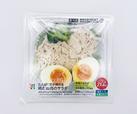 セブン-イレブン「たんぱく質が摂れる鶏むね肉のサラダ」（税込429円）