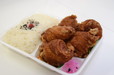 『日本亭』唐揚げ弁当／とにかくでかい