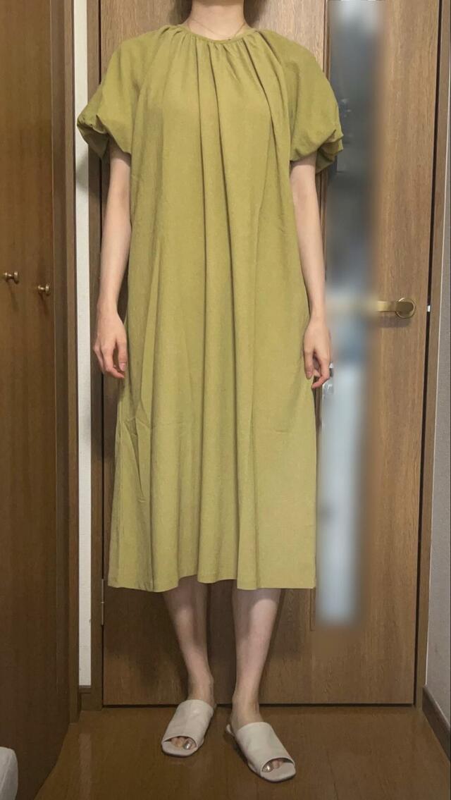 【coca レディースワンピース】さらりとした生地感でサンダルとの相性ももちろん◎！