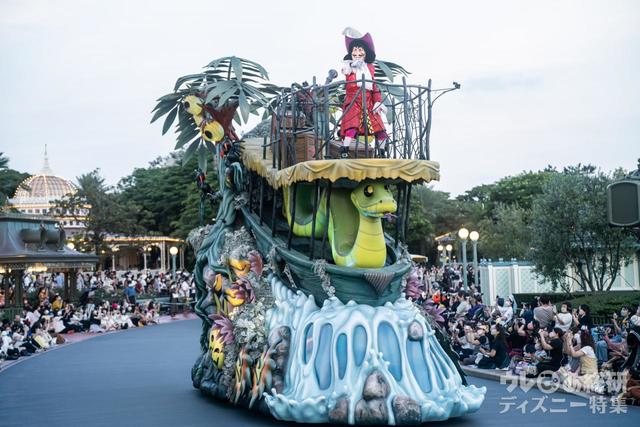 2022年「ザ・ヴィランズ・ロッキン・ハロウィーン」フック船長