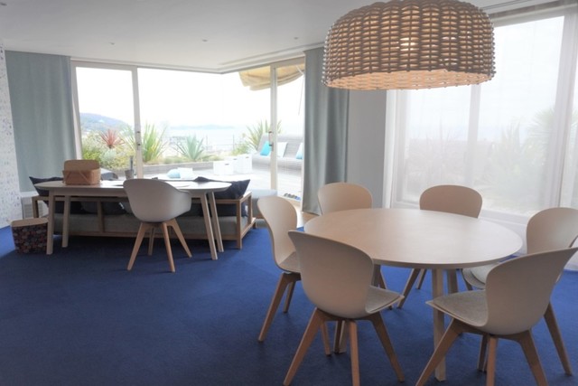 【星野リゾート　リゾナーレ熱海】「テラスリビングスイート」1泊40,000円～（4名1室利用時1名あたり、税込・朝食付）