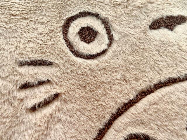 トトロのお顔は刺繍で再現されています！