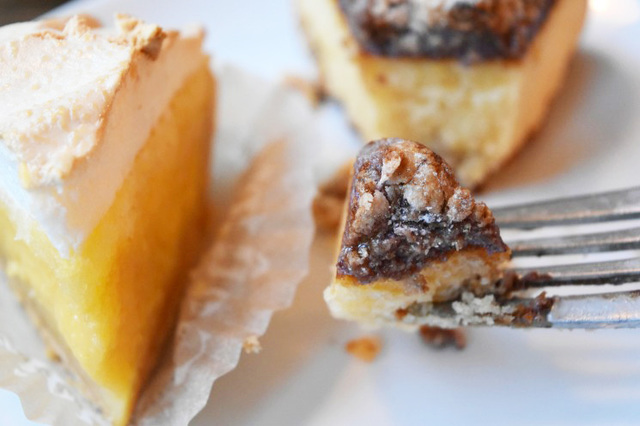 明治のチェルシーを使ったケーキ