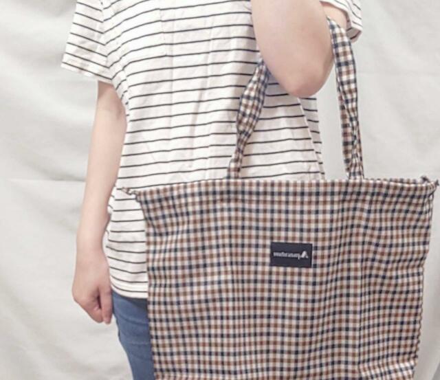 手提げバッグとしても