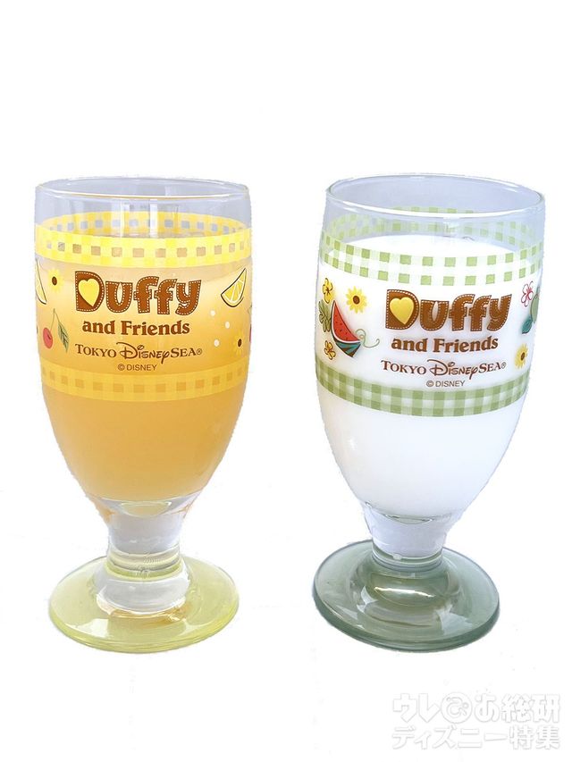 “ダッフィー＆フレンズのテイスティ・サマー・サプライズ” グラスセット使用例