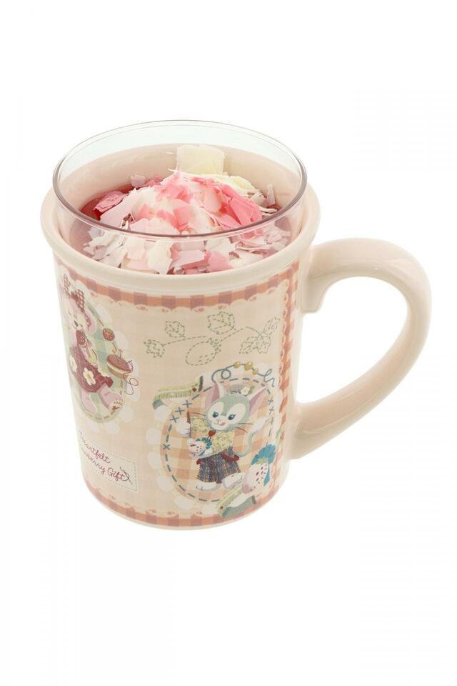 ストロベリーゼリー&練乳ムース、スーベニアカップ付き 650円|東京ディズニーリゾート「ダッフィー&フレンズのハートフェルト・ストロベリーギフト」スーベニア付きメニュー|販売店舗:東京ディズニーシー「ケープコッド・クックオフ」|発売期間:2024年1月15日(月)〜3月31日(日)