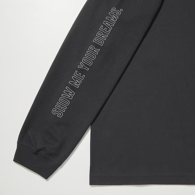 グラフィックTシャツ（長袖）｜2,990円｜ユニクロUT「チェンソーマン × 河村康輔」コレクション