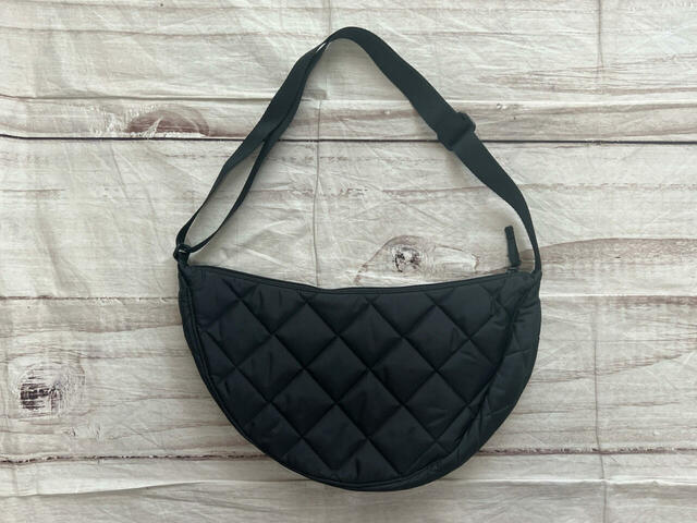 ラウンドショルダーバッグ/キルト／税込1,990円