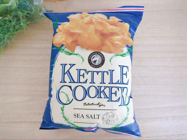 【カルディ サラトガスプリング　ケトルクックチップス　シーソルト】シンプルな塩味