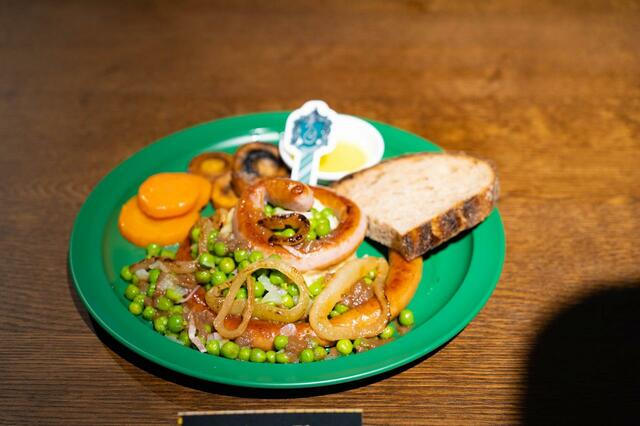 バックロットカフェ｜ワーナー ブラザース スタジオツアー東京 メイキング・オブ・ハリー・ポッター