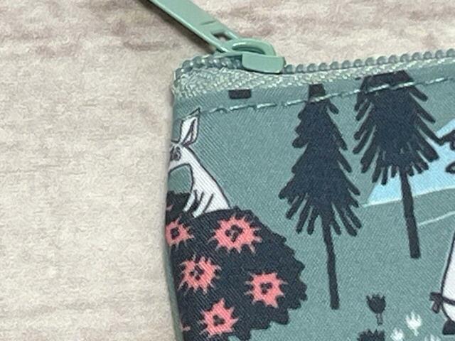 素材はポリエステル