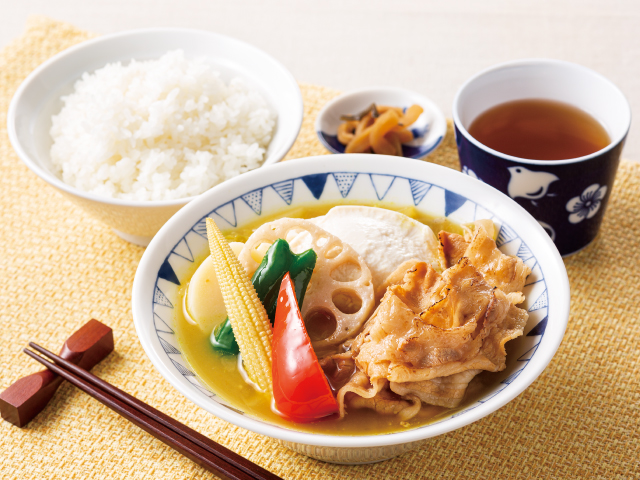 カレー味噌豚汁定食