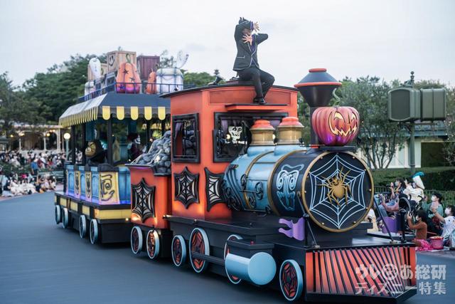 2022年「ザ・ヴィランズ・ロッキン・ハロウィーン」ヴィランズの手下マルフィ