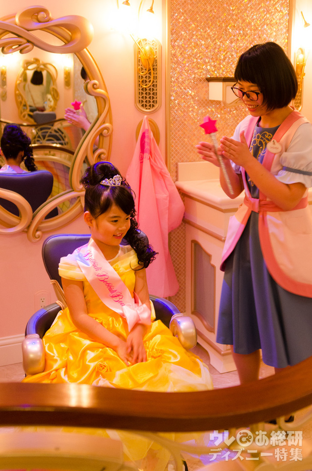 「ビビディ・バビディ・ブティック」サロン内｜東京ディズニーランド ワールドバザール