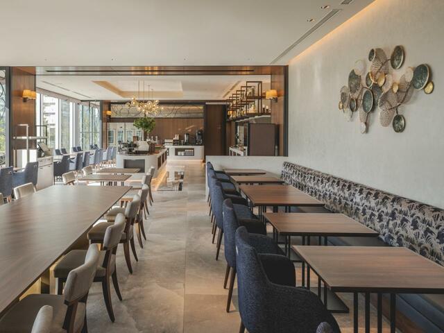 「レストラン内観」【注目のベイエリア