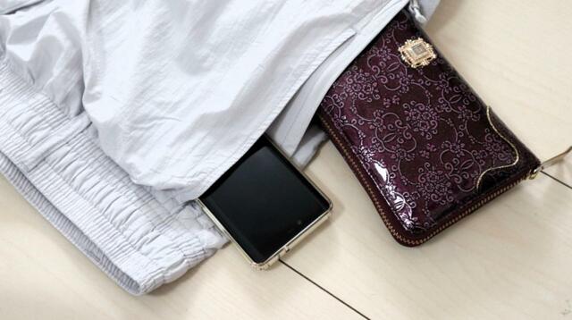 【ワークマン リペアテック(R)超軽量×遮熱シェフパンツ】ポケットは腰の左右に2つずつ、尻の左右に2つ、計6つ