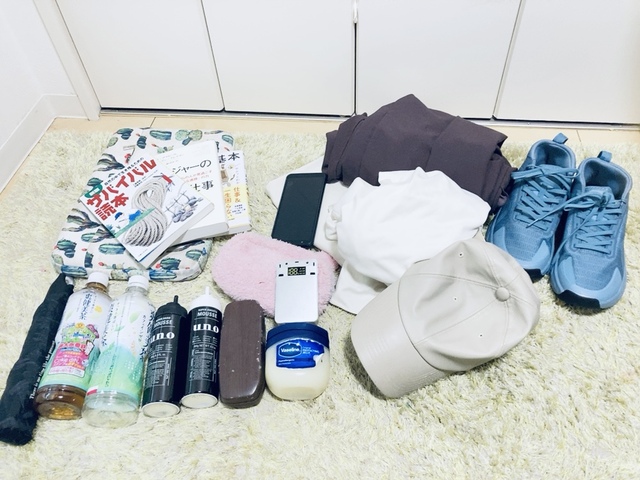 【ワークマン 防水メッセンジャーバッグ】こんなに入れてもまだ余裕がありました！