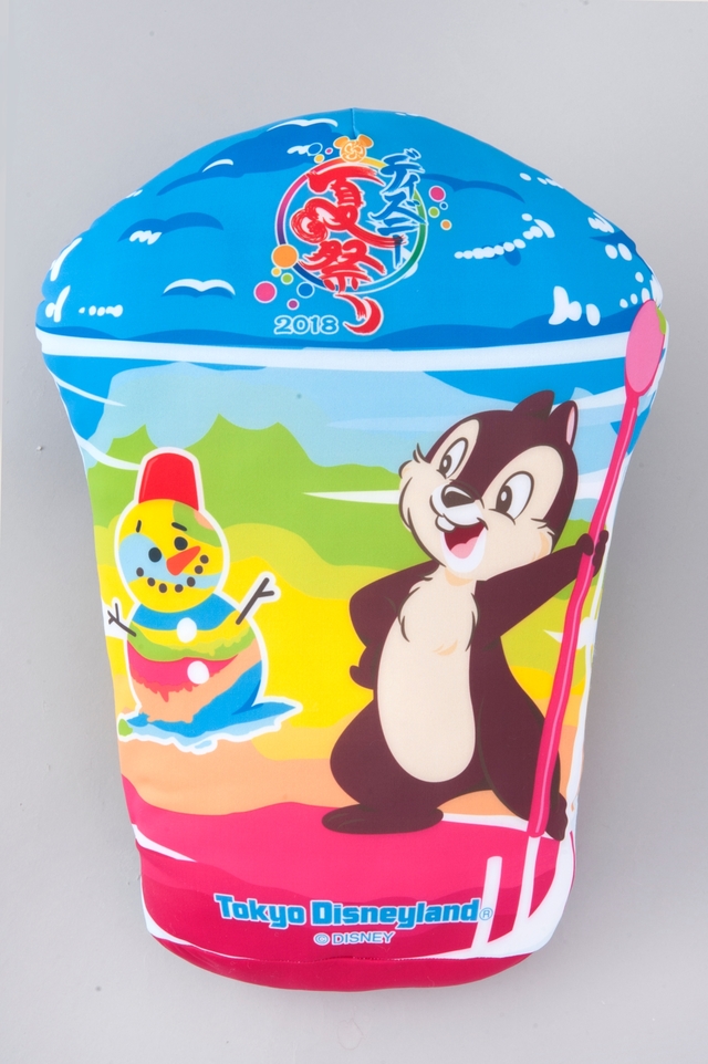 クッション ¥1,600 ※縦約41cm×横約28cm×幅約10cm｜東京ディズニーランド「ディズニー夏祭り」2018年