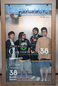 最後に３Fラウンジ「CLUB 38」にある雑誌表紙風フォトスポットで記念写真！