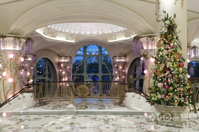 東京ディズニーシー・ファンタジースプリングスホテル クリスマスツリー